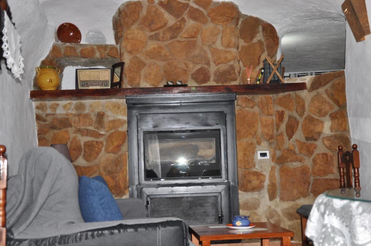 Pegalajar Casa Cueva El Almendro 게스트하우스 외부 사진